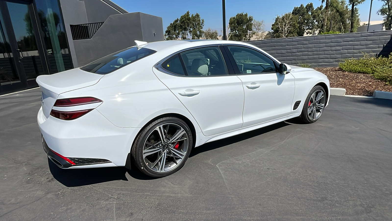 2025 Genesis G70 2.5T 6