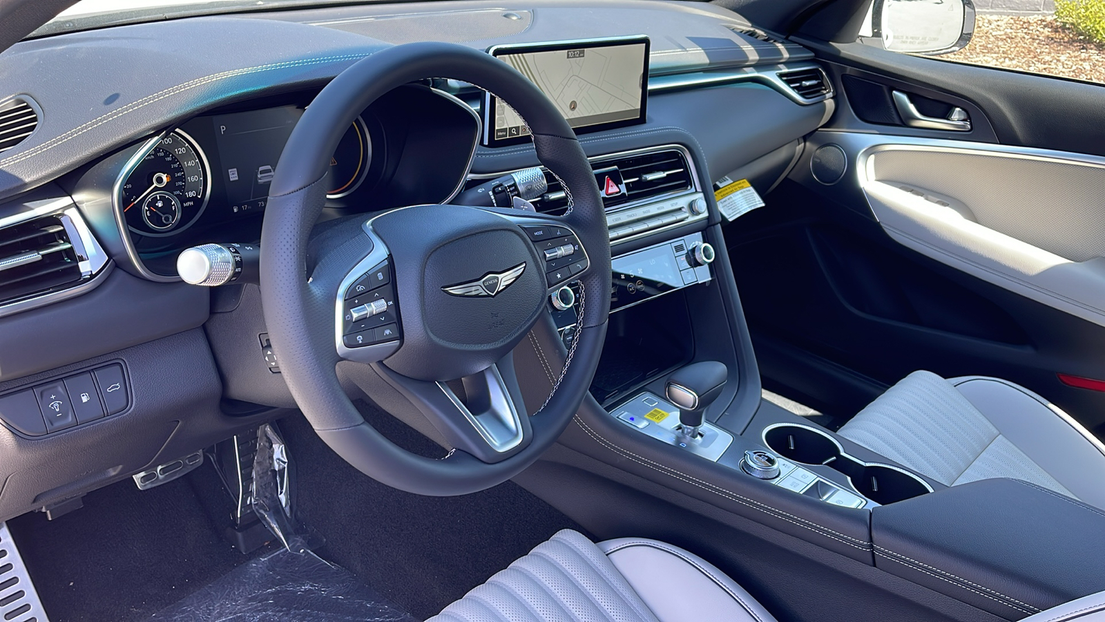 2025 Genesis G70 2.5T 11