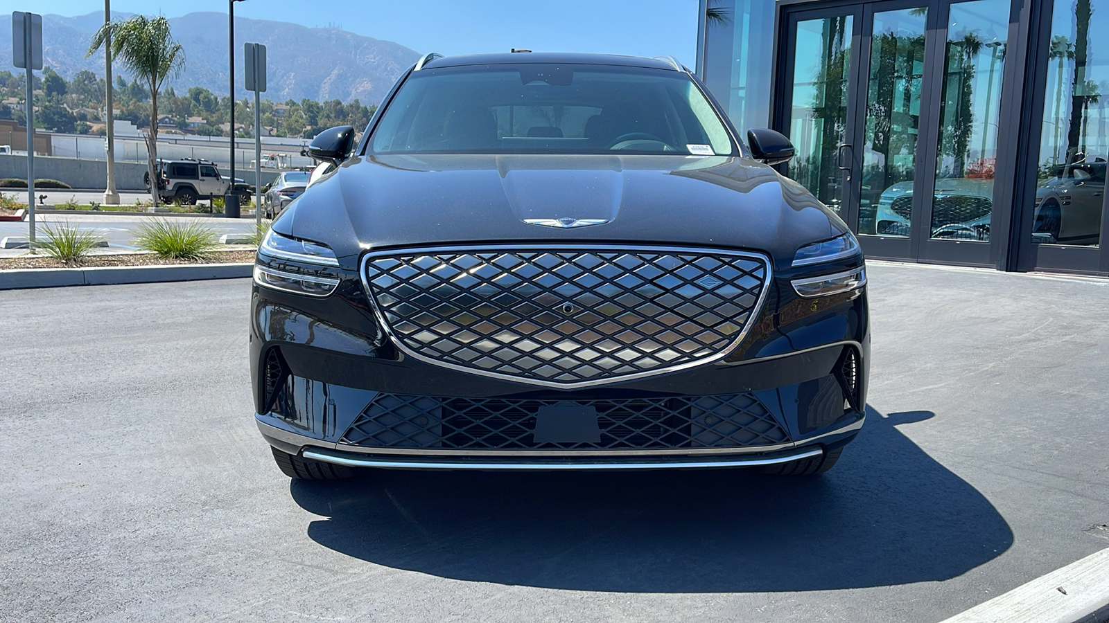 2025 Genesis Electrified GV70 Advanced 4