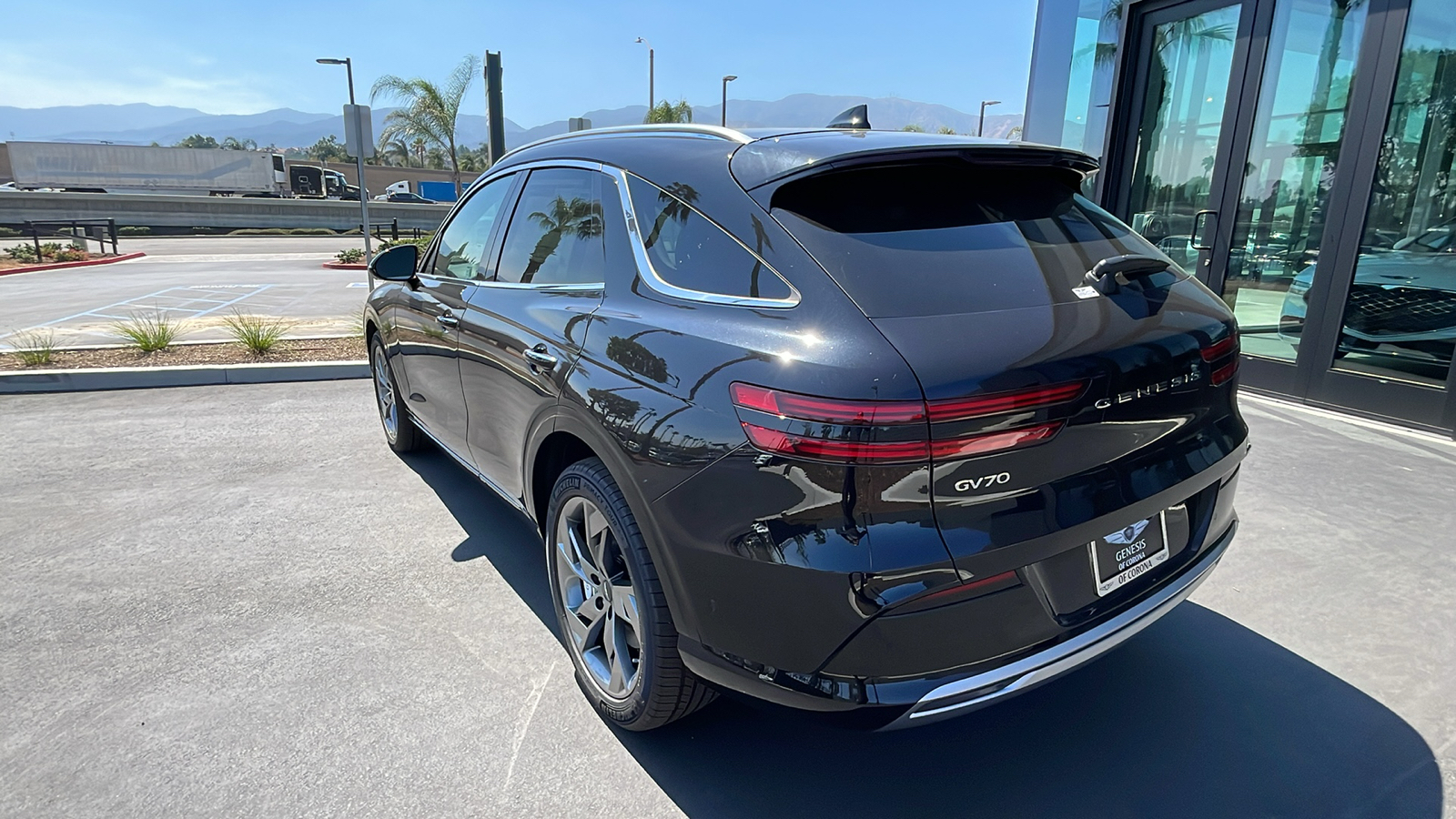 2025 Genesis Electrified GV70 Advanced 8