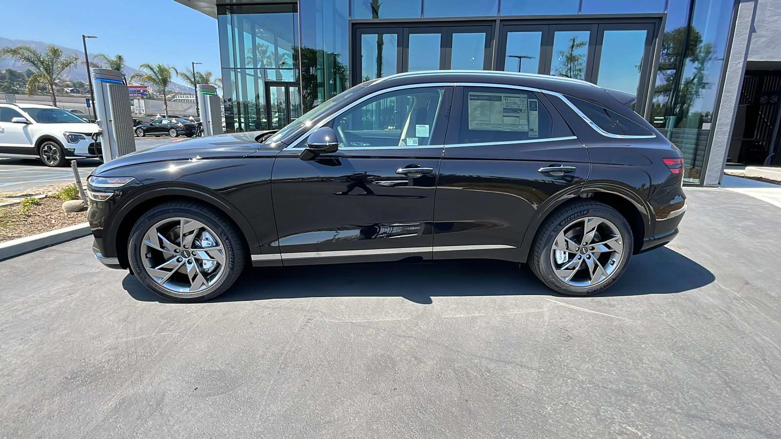 2025 Genesis Electrified GV70 Advanced 9