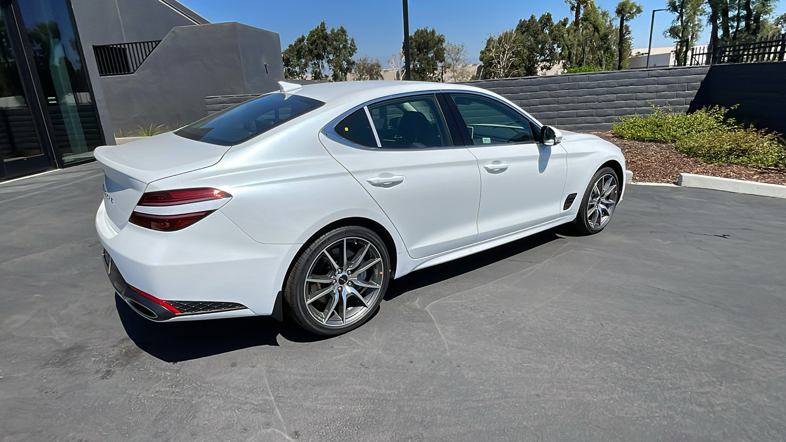 2025 Genesis G70 2.5T 6