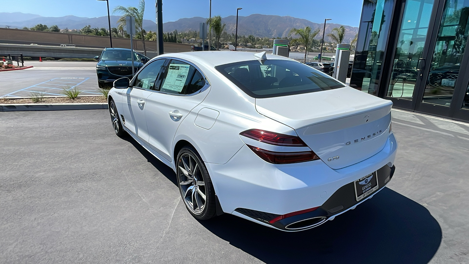 2025 Genesis G70 2.5T 8