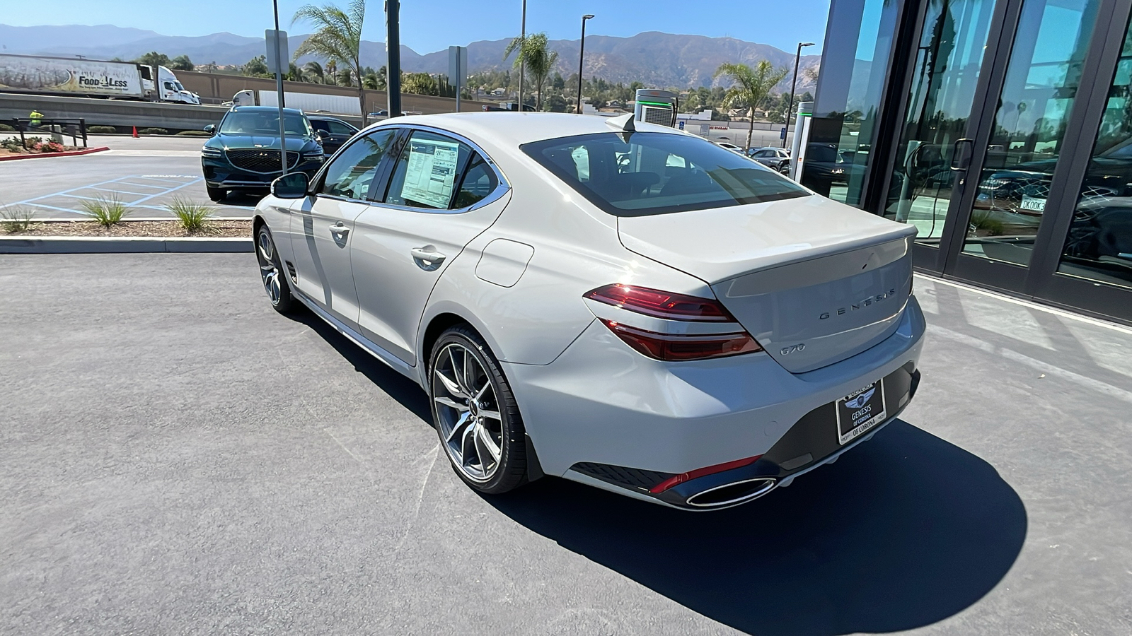 2025 Genesis G70 2.5T 8