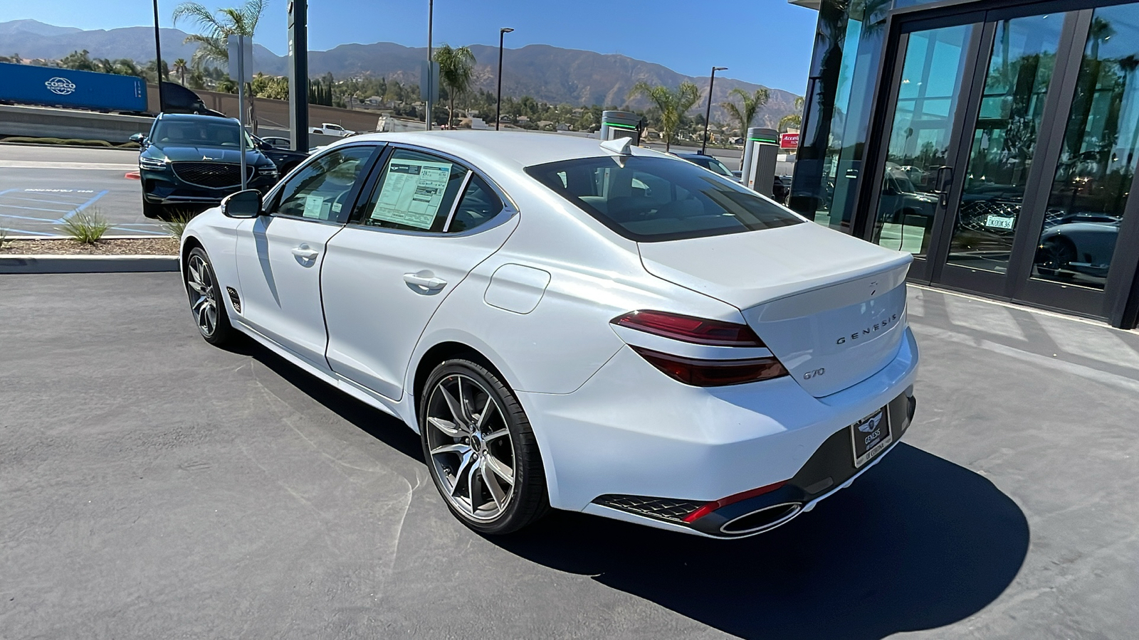 2025 Genesis G70 2.5T 8