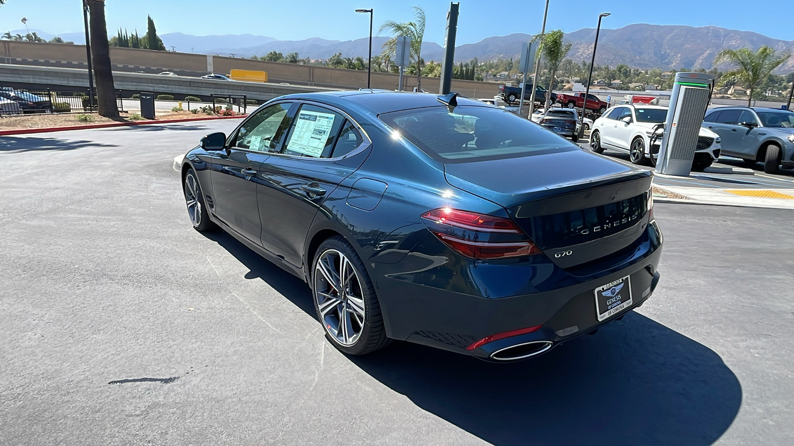 2025 Genesis G70 3.3T RWD Sport Advanced 8