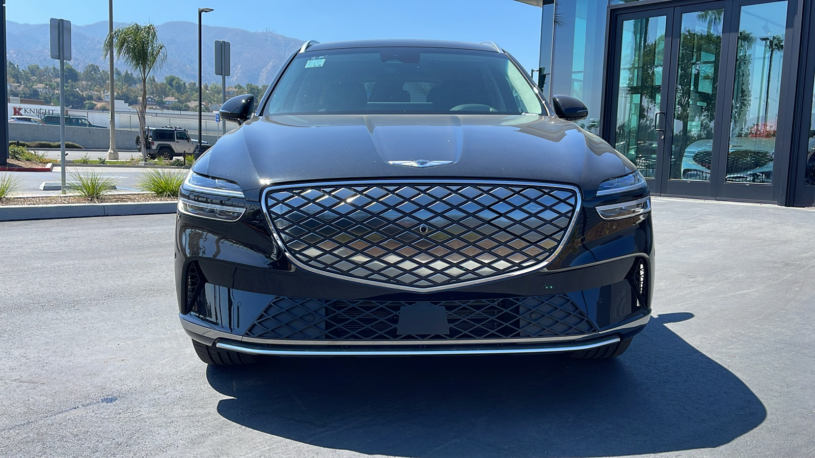 2025 Genesis Electrified GV70 Advanced 4