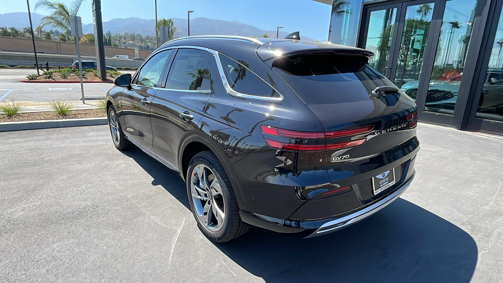 2025 Genesis Electrified GV70 Advanced 8