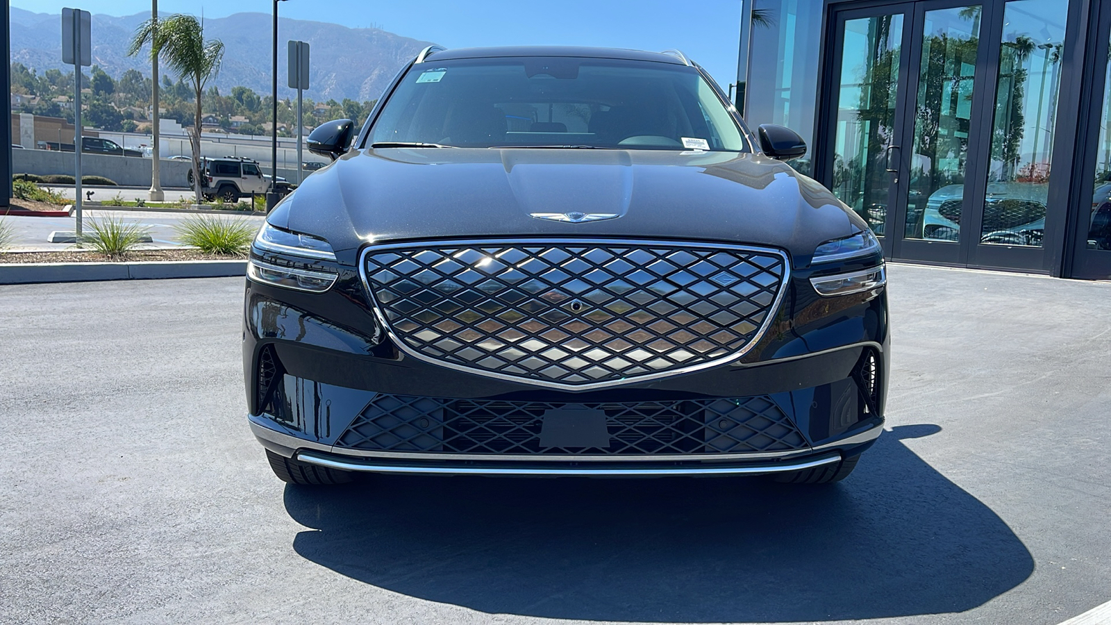 2025 Genesis Electrified GV70 Advanced 4