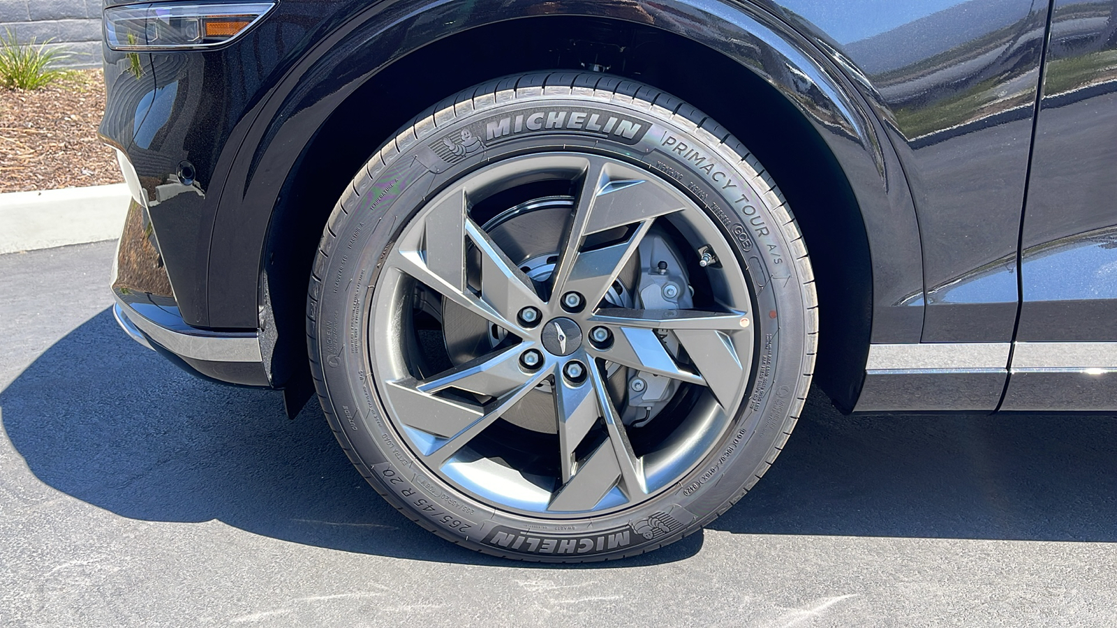 2025 Genesis Electrified GV70 Advanced 28