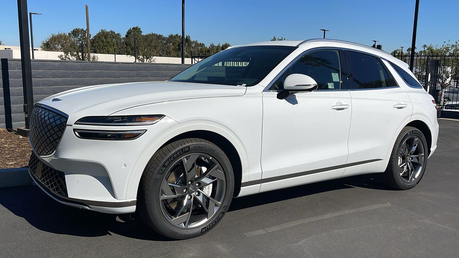 2025 Genesis Electrified GV70 Advanced AWD 13