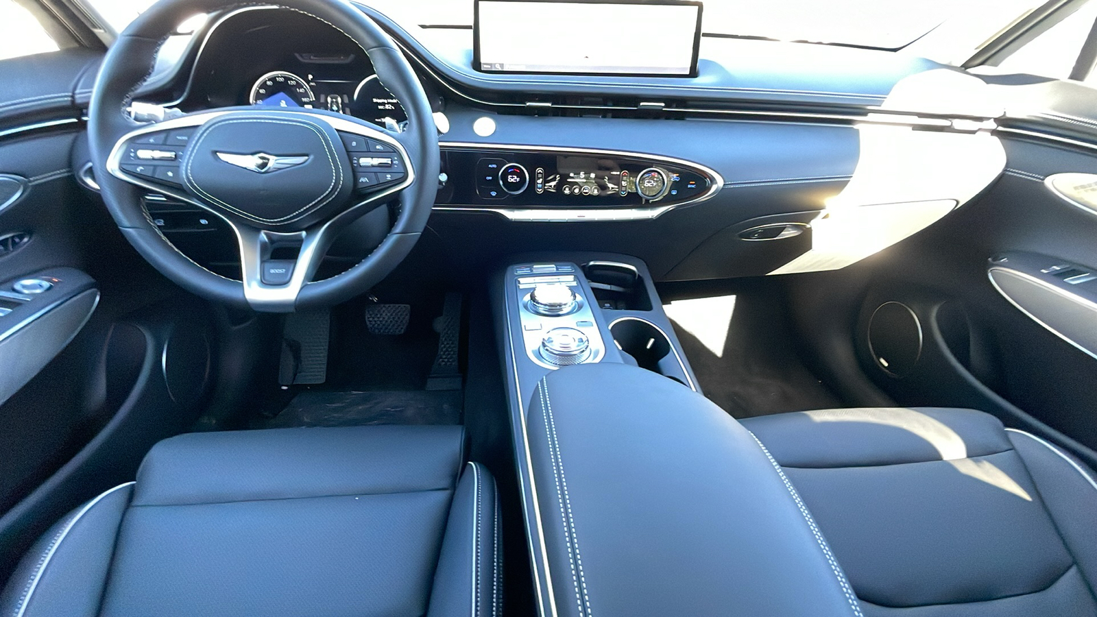 2025 Genesis Electrified GV70 Advanced AWD 18