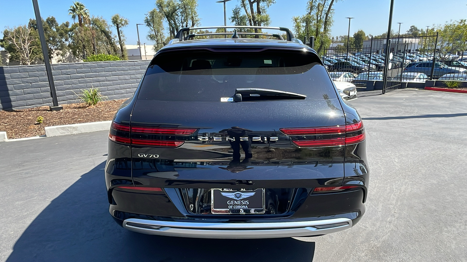 2024 Genesis Electrified GV70 Advanced AWD 5