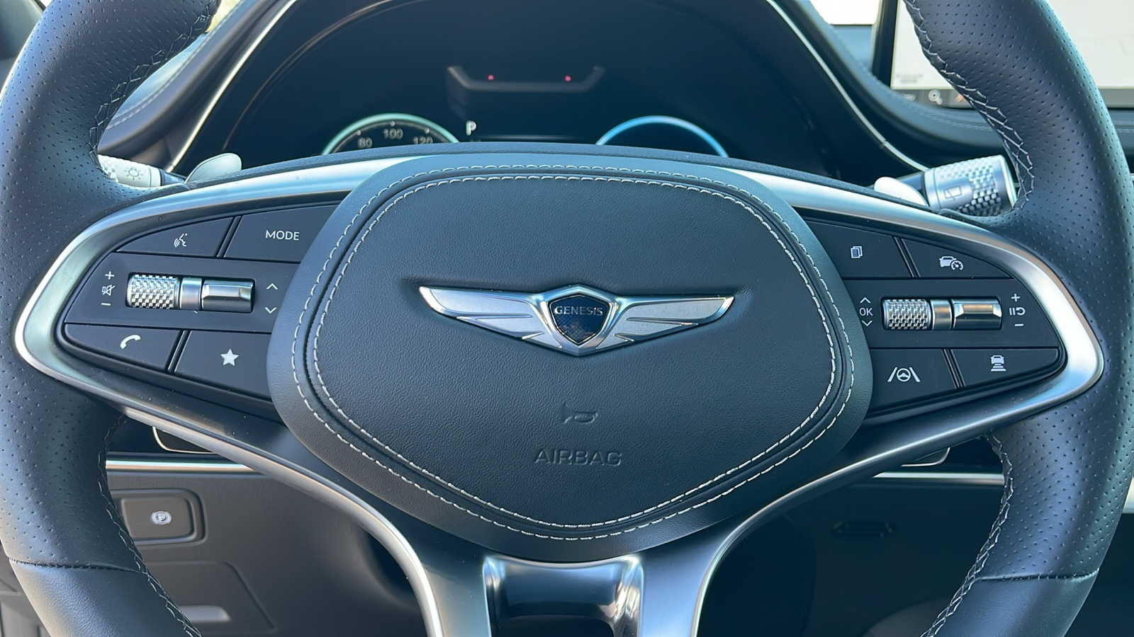 2025 Genesis GV70 2.5T AWD 18