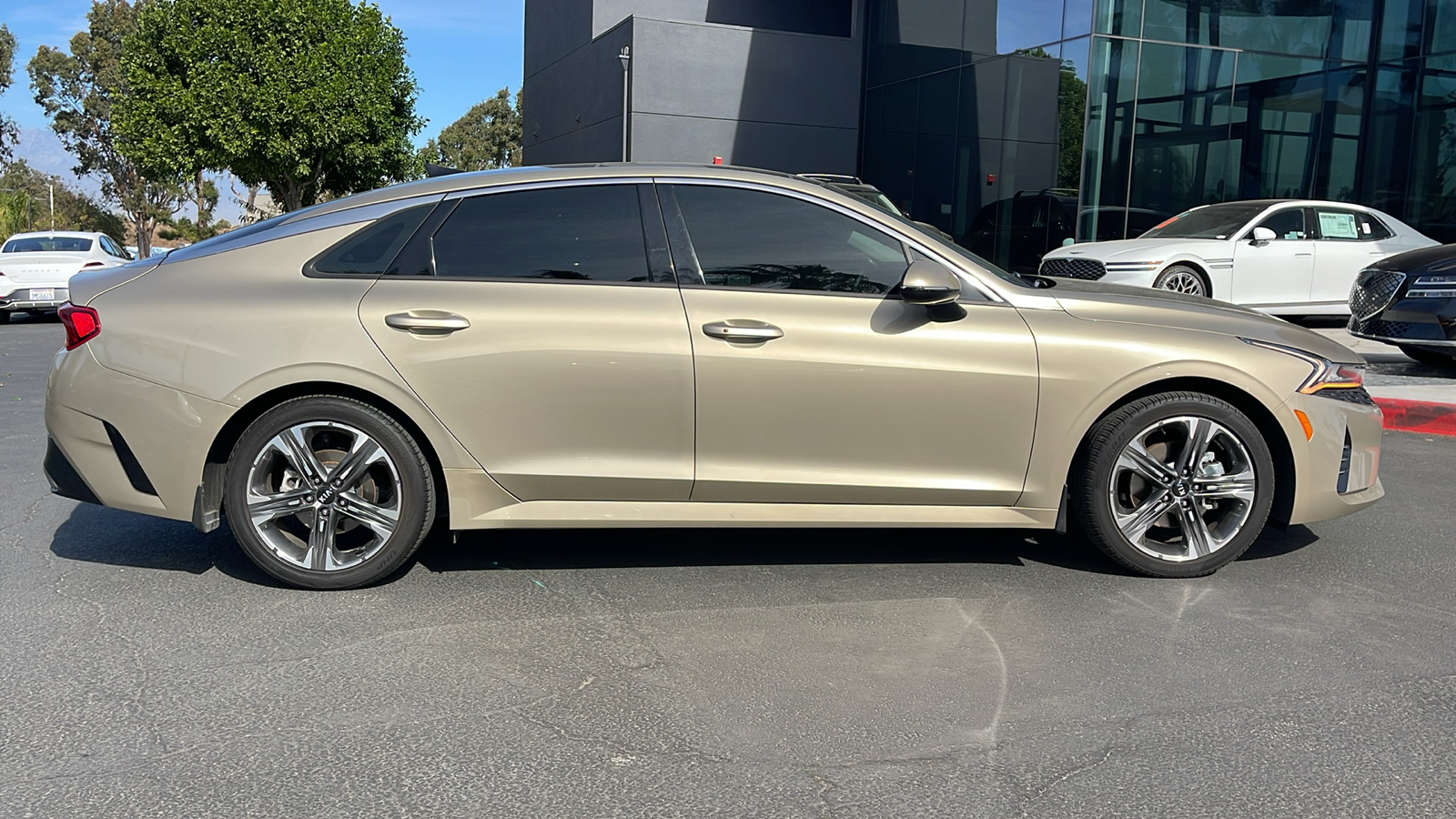 2021 Kia K5 EX 4dr Sedan 6