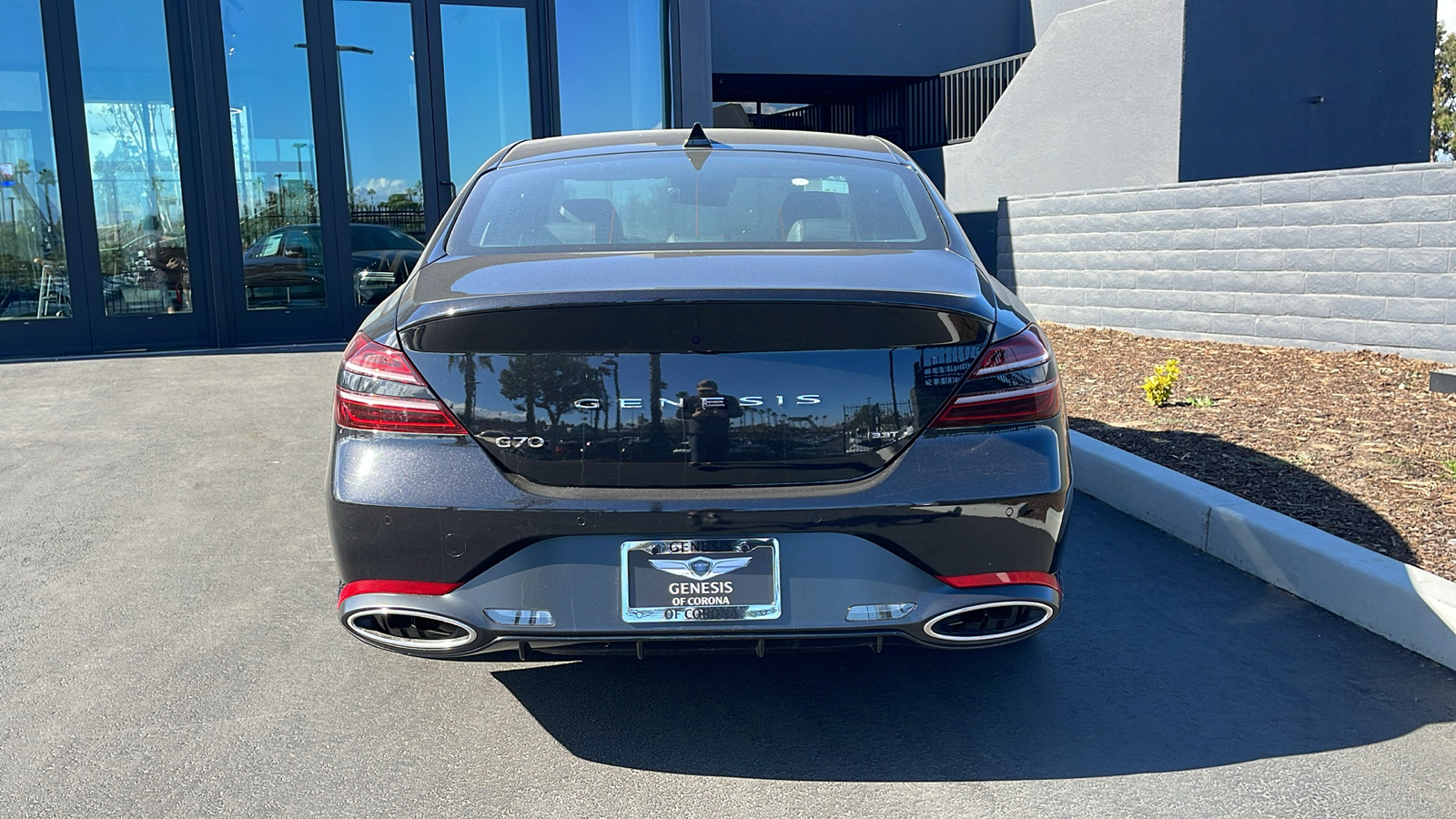 2025 Genesis G70 3.3T RWD Sport Advanced 9