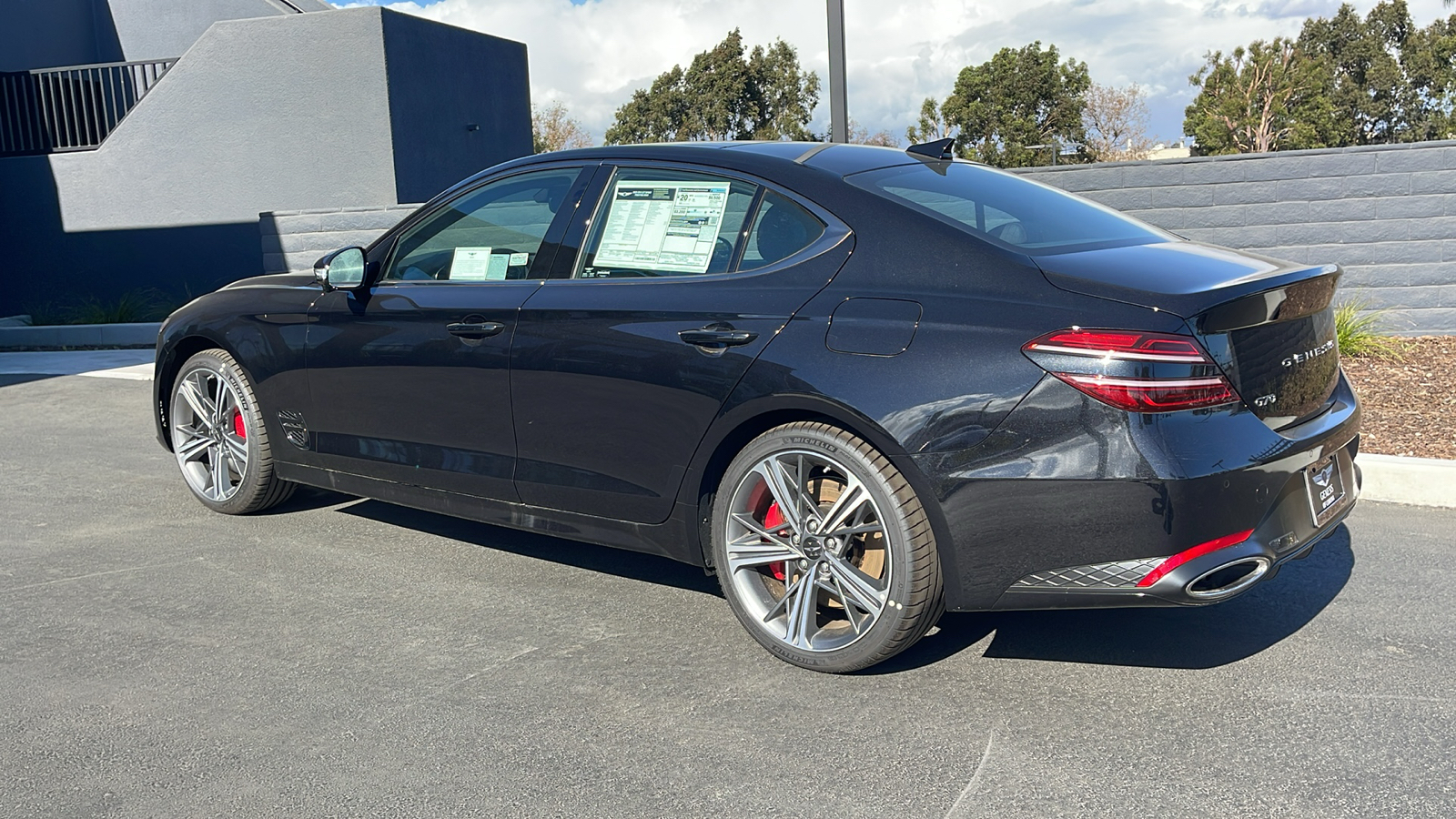 2025 Genesis G70 3.3T RWD Sport Advanced 11