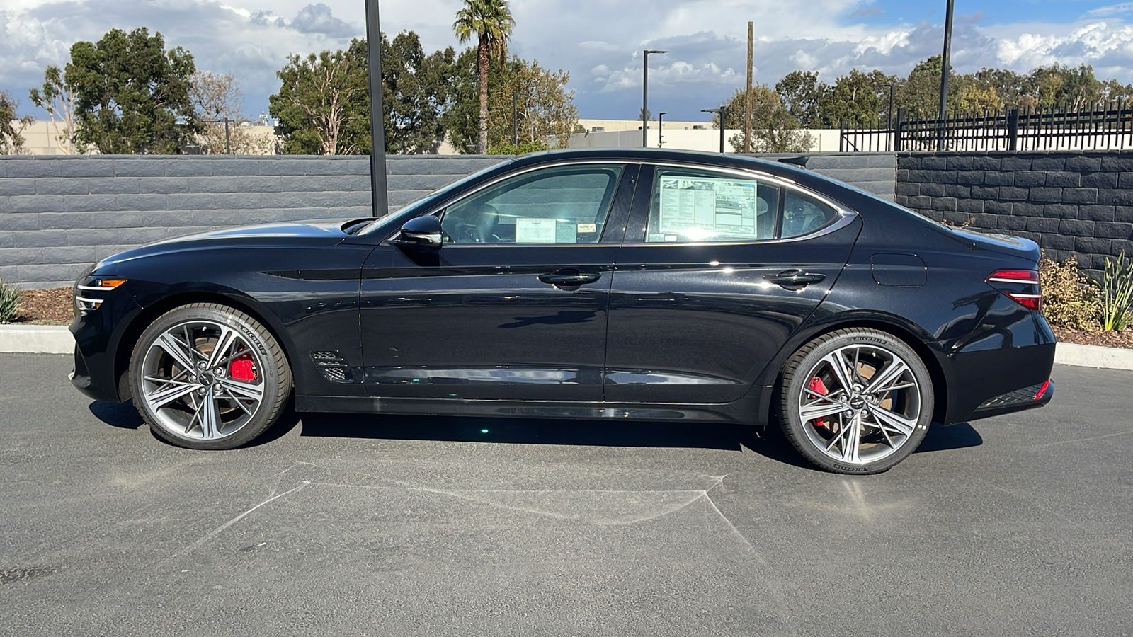 2025 Genesis G70 3.3T RWD Sport Advanced 12