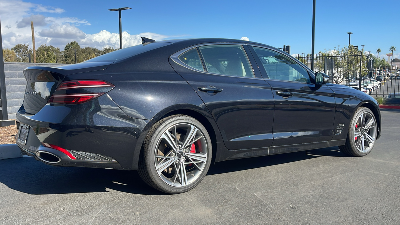 2025 Genesis G70 2.5T RWD 7