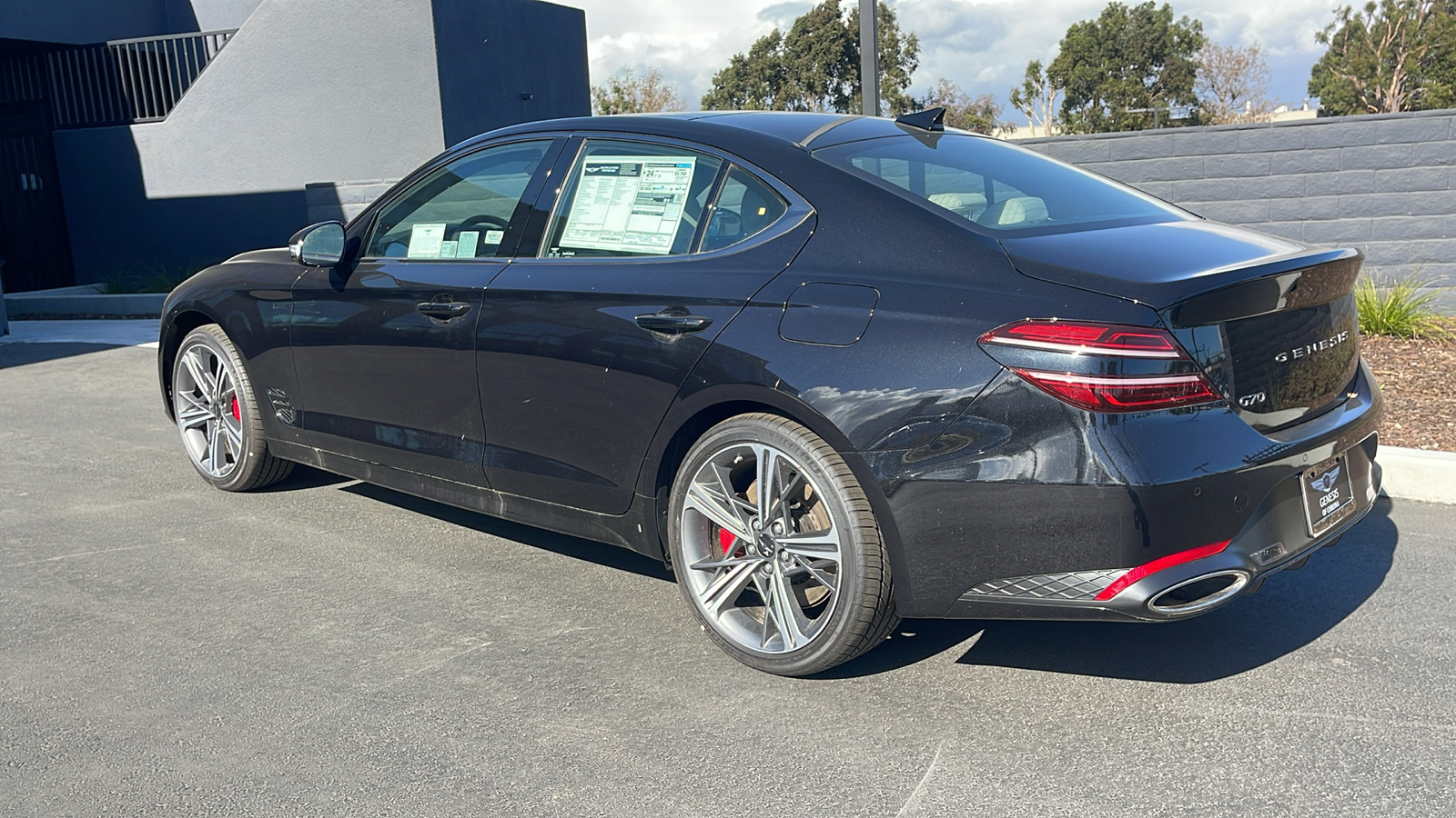 2025 Genesis G70 2.5T RWD 11