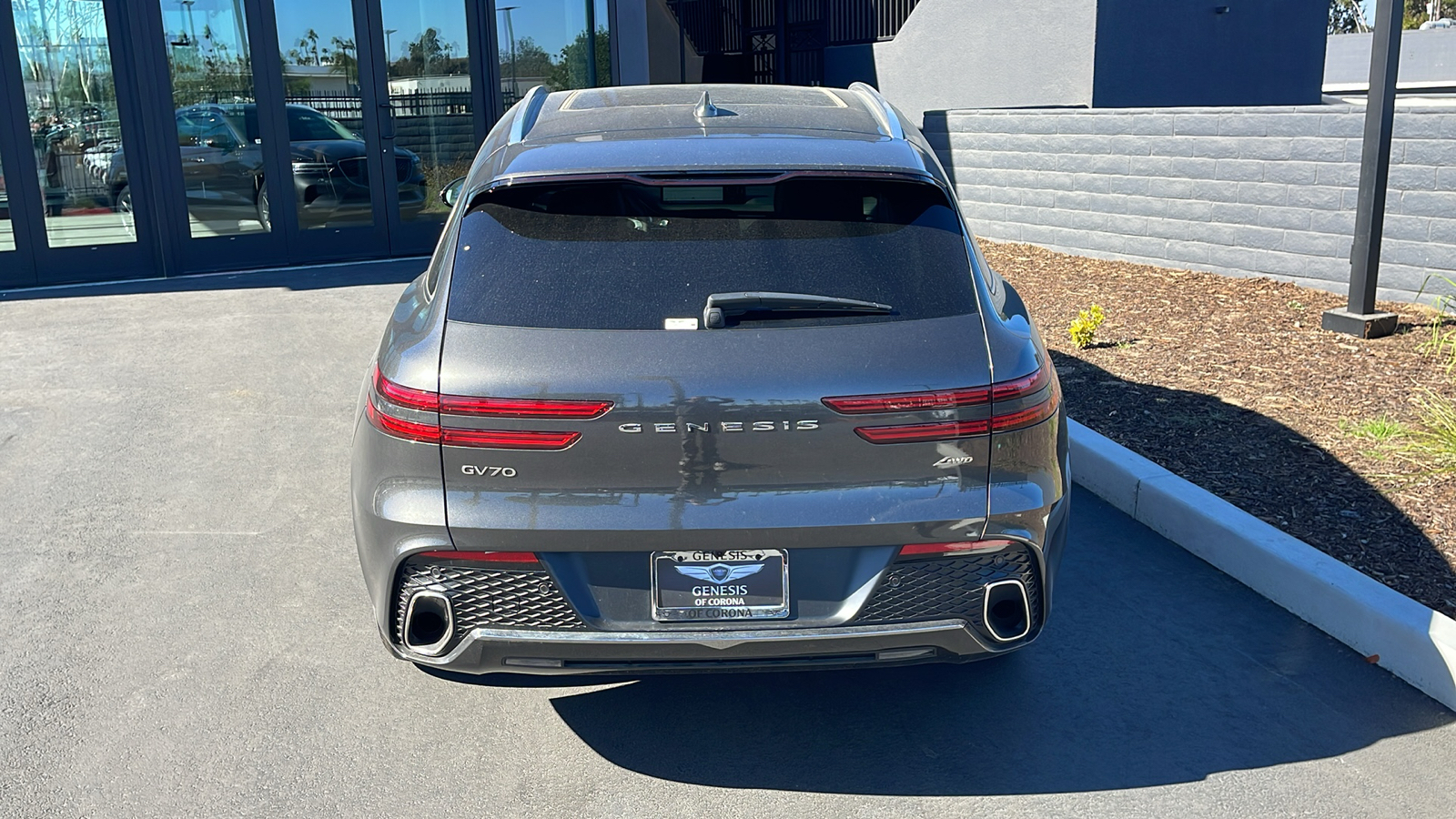 2025 Genesis GV70 2.5T AWD 8