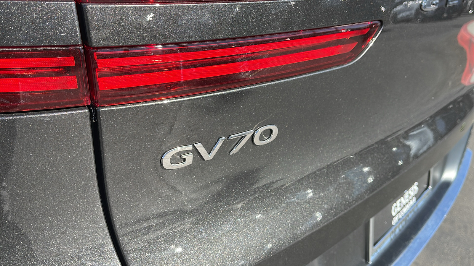 2025 Genesis GV70 2.5T AWD 30