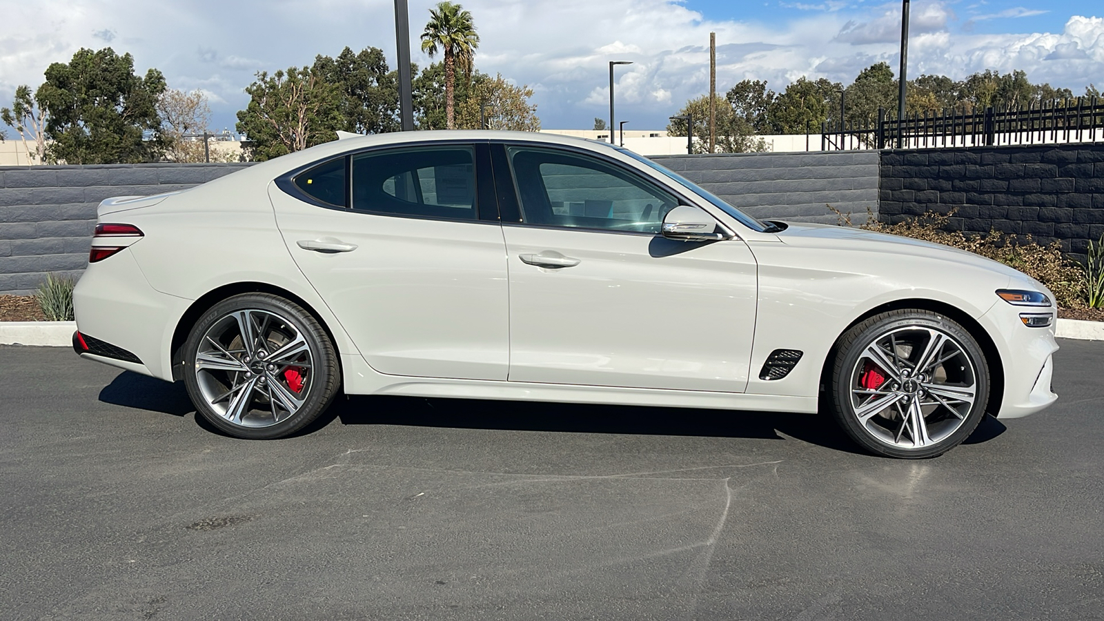 2025 Genesis G70 2.5T RWD 6