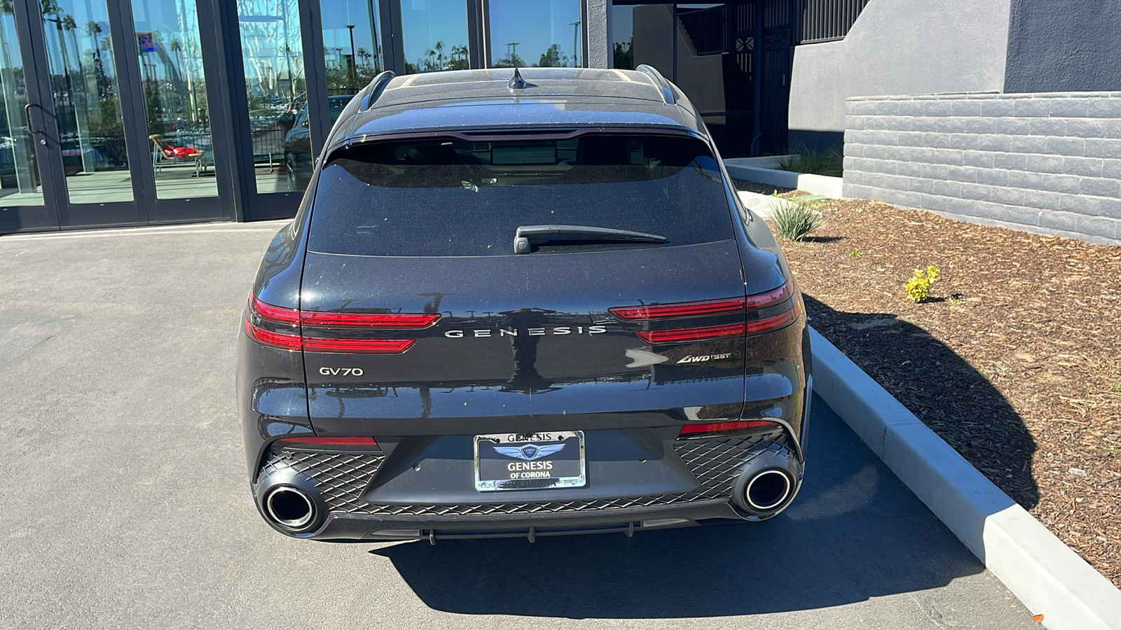 2025 Genesis GV70 3.5T AWD Sport 8