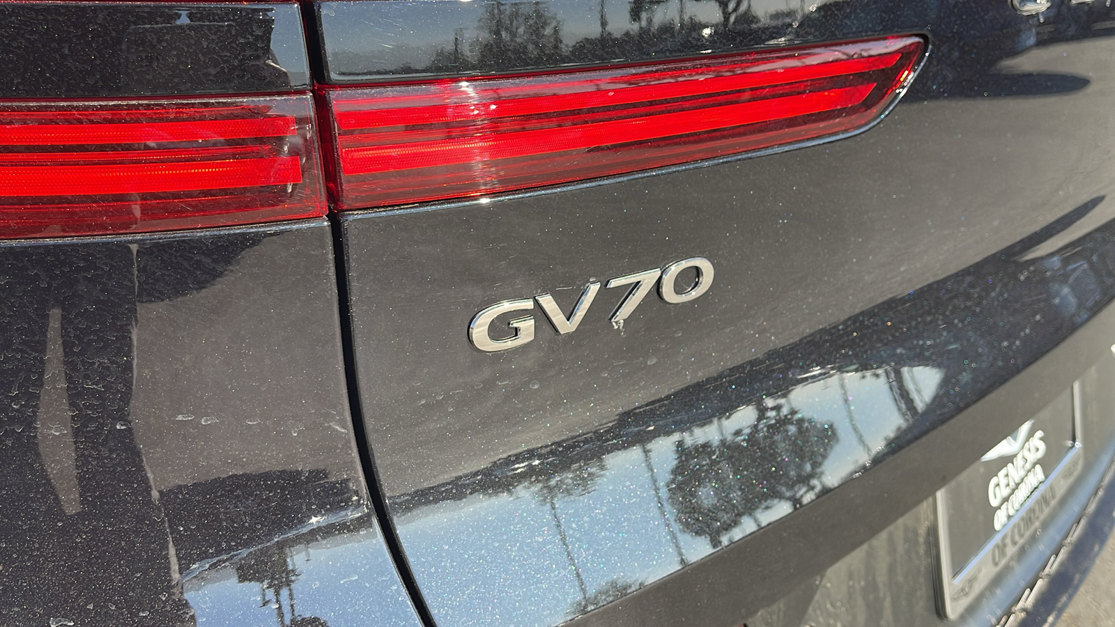 2025 Genesis GV70 2.5T AWD 30