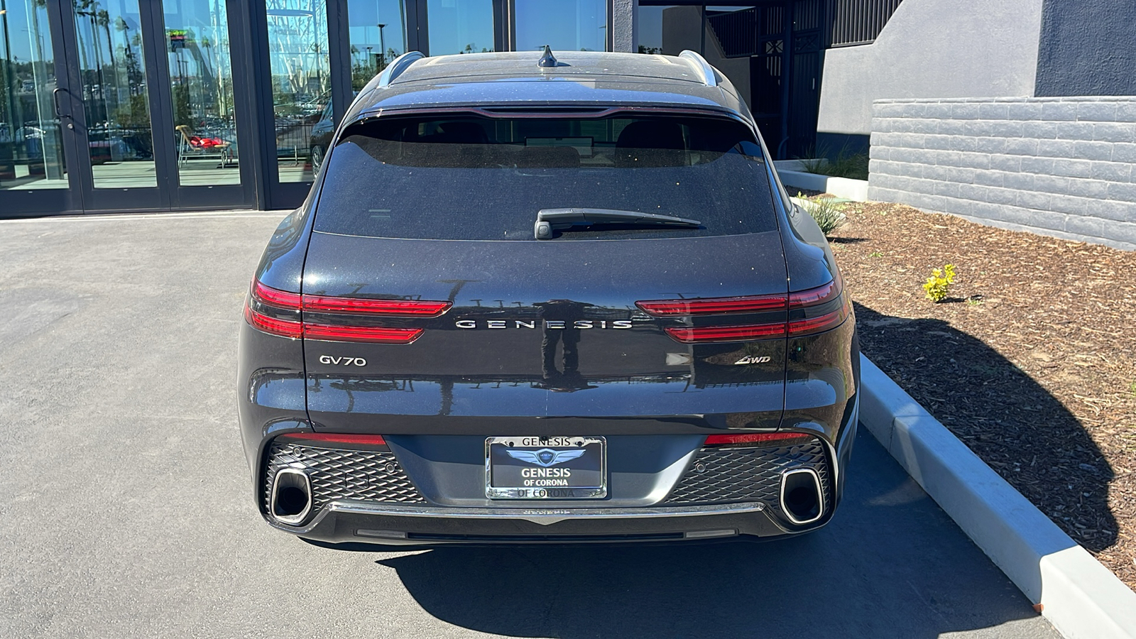 2025 Genesis GV70 2.5T AWD 8