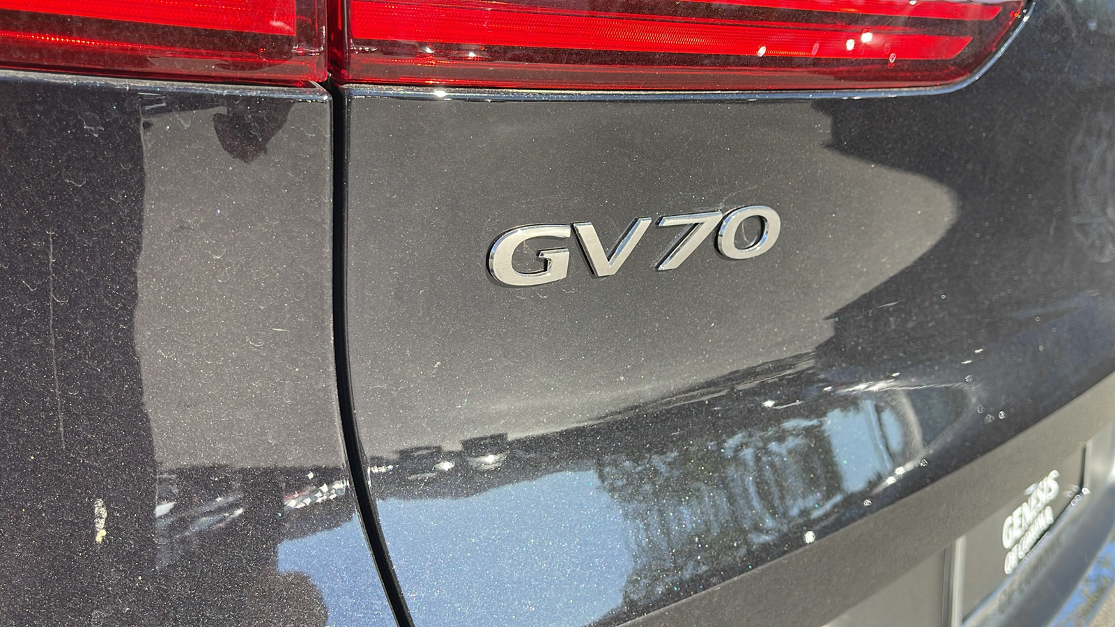 2025 Genesis GV70 2.5T AWD 30