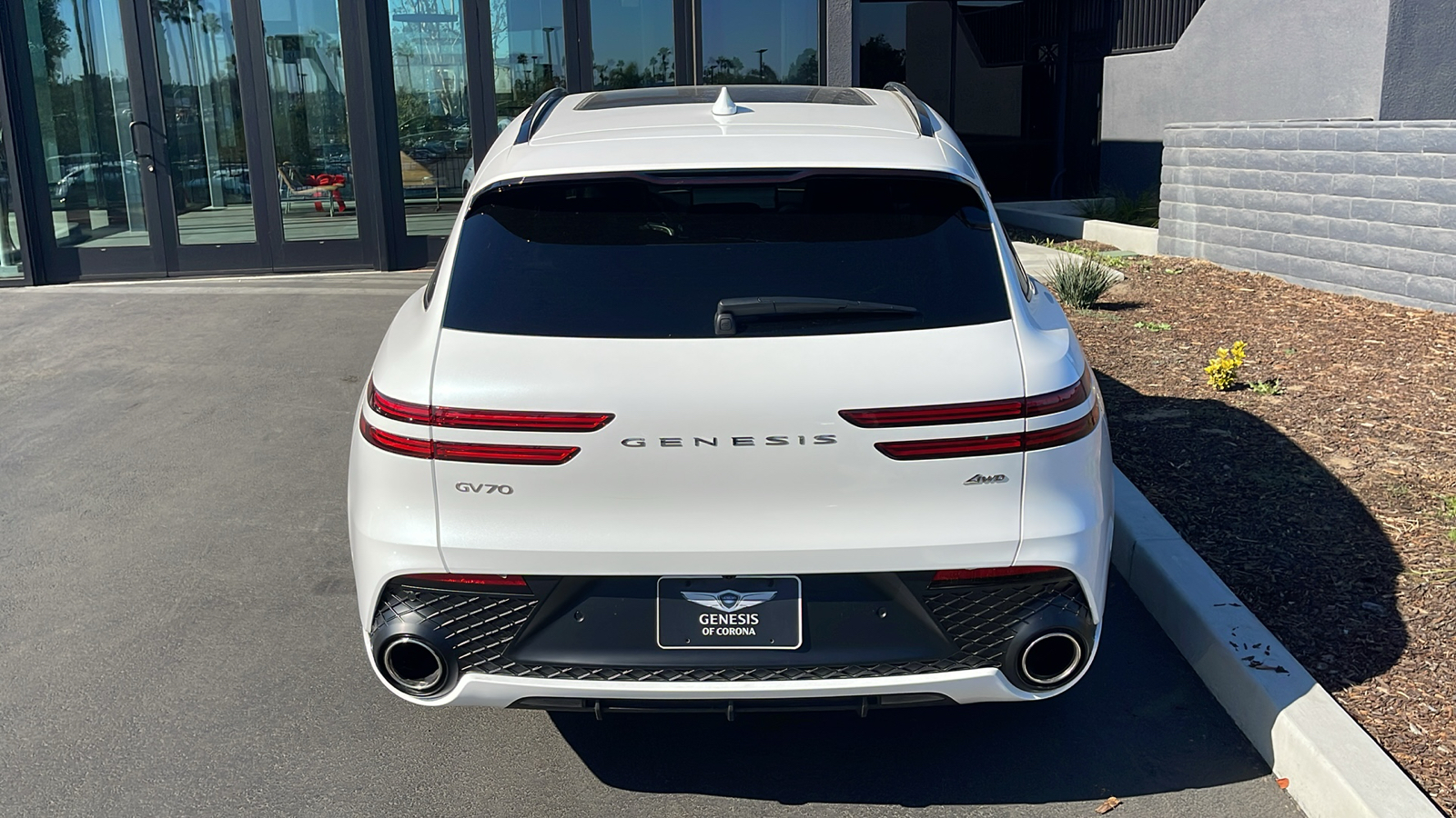 2025 Genesis GV70 2.5T AWD 8