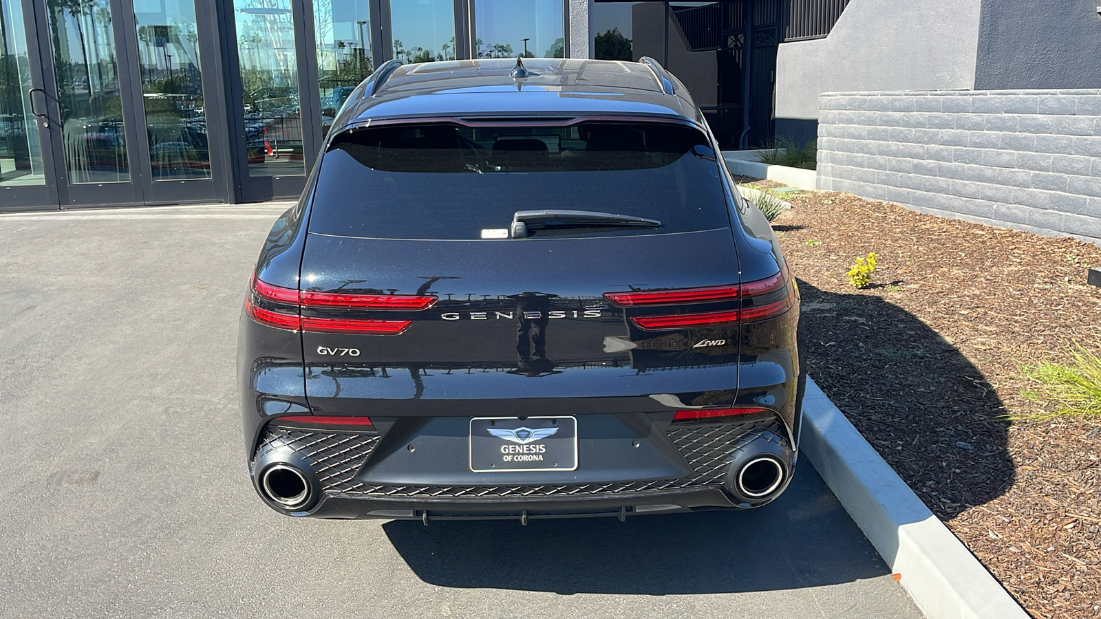 2025 Genesis GV70 2.5T AWD 8