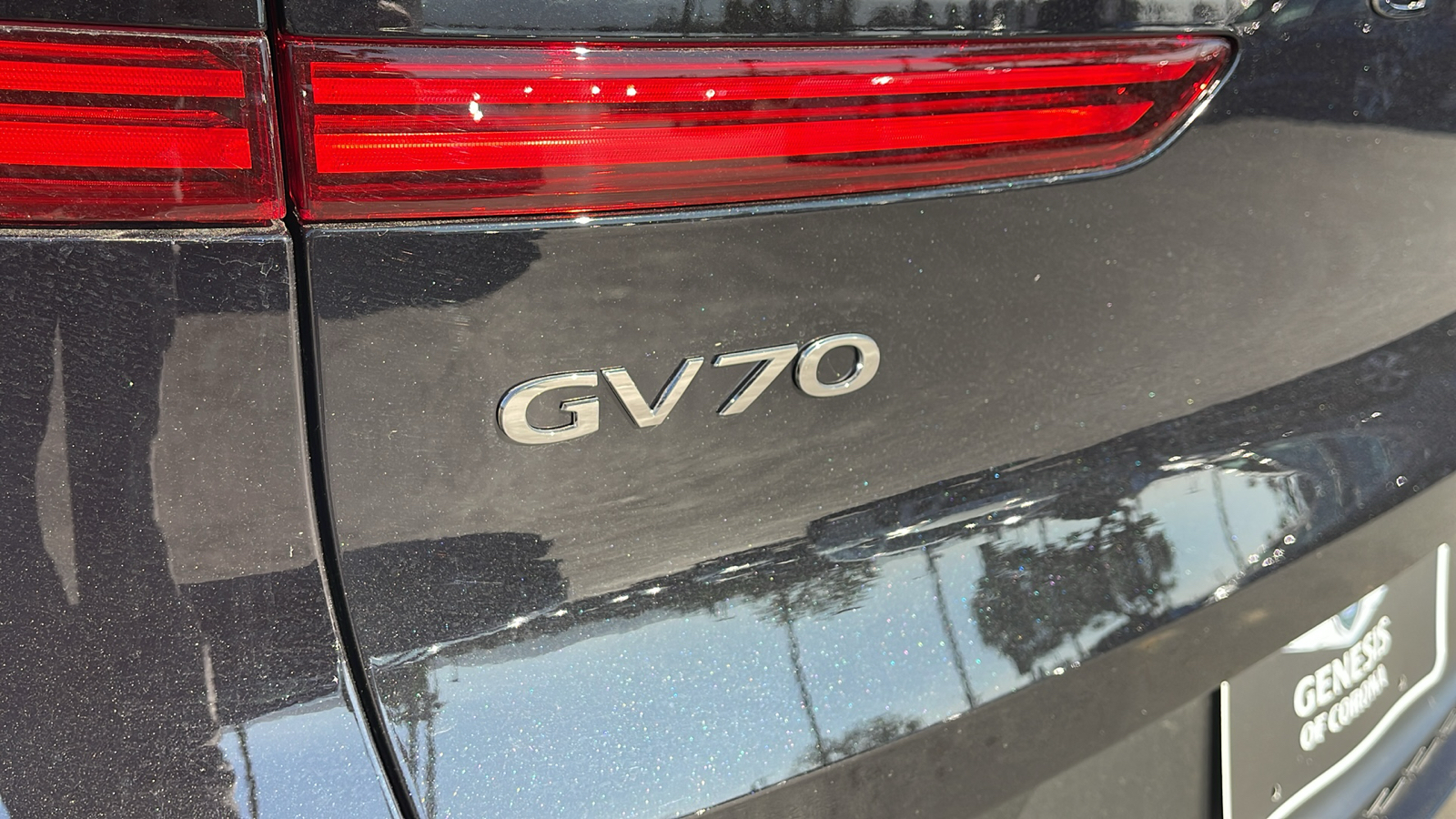 2025 Genesis GV70 2.5T AWD 30