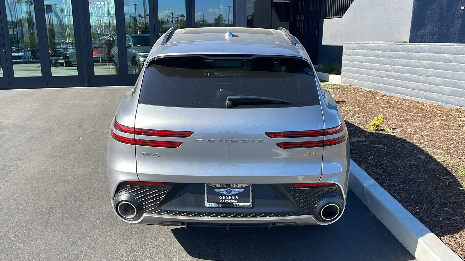 2025 Genesis GV70 2.5T AWD 8