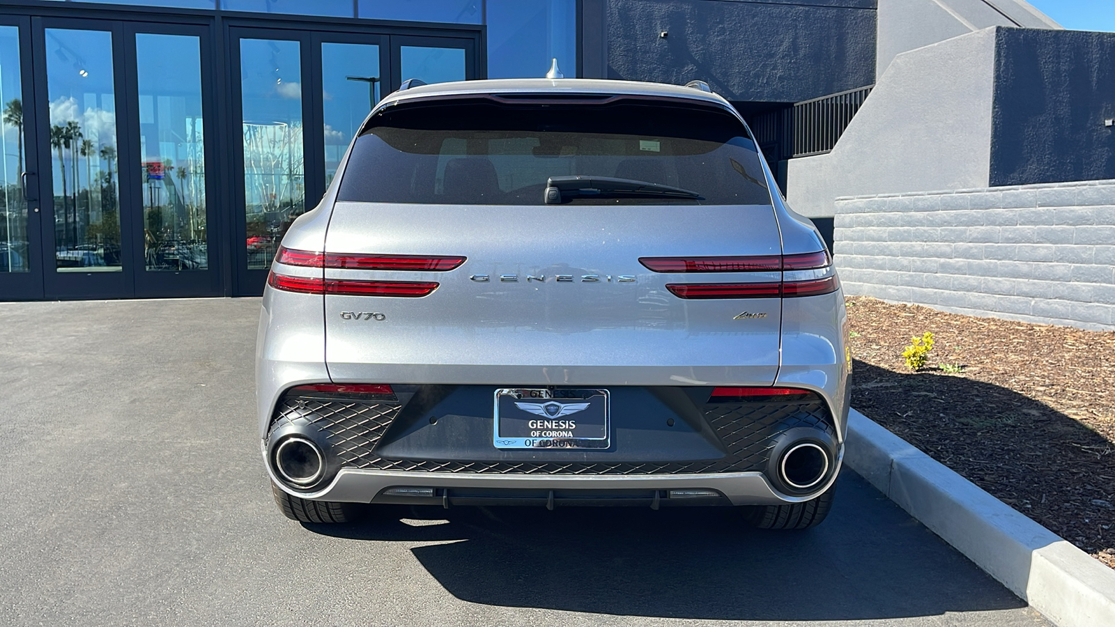 2025 Genesis GV70 2.5T AWD 9