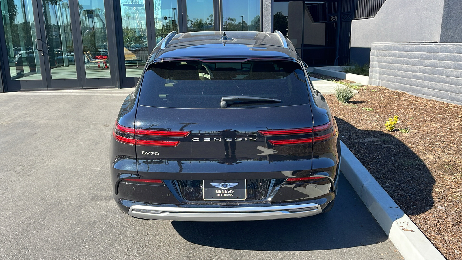 2025 Genesis Electrified GV70 Advanced 8