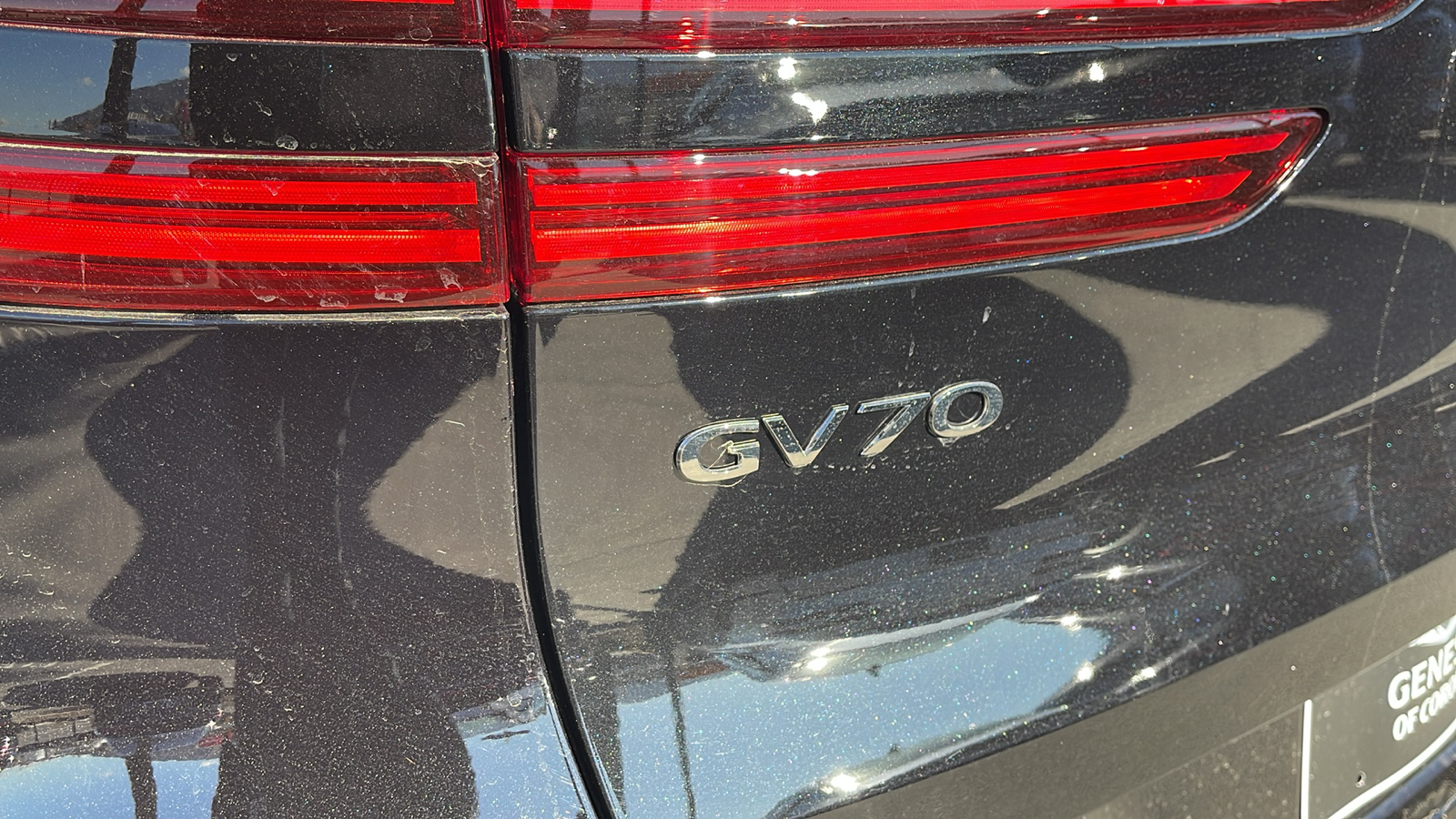 2025 Genesis Electrified GV70 Advanced 30