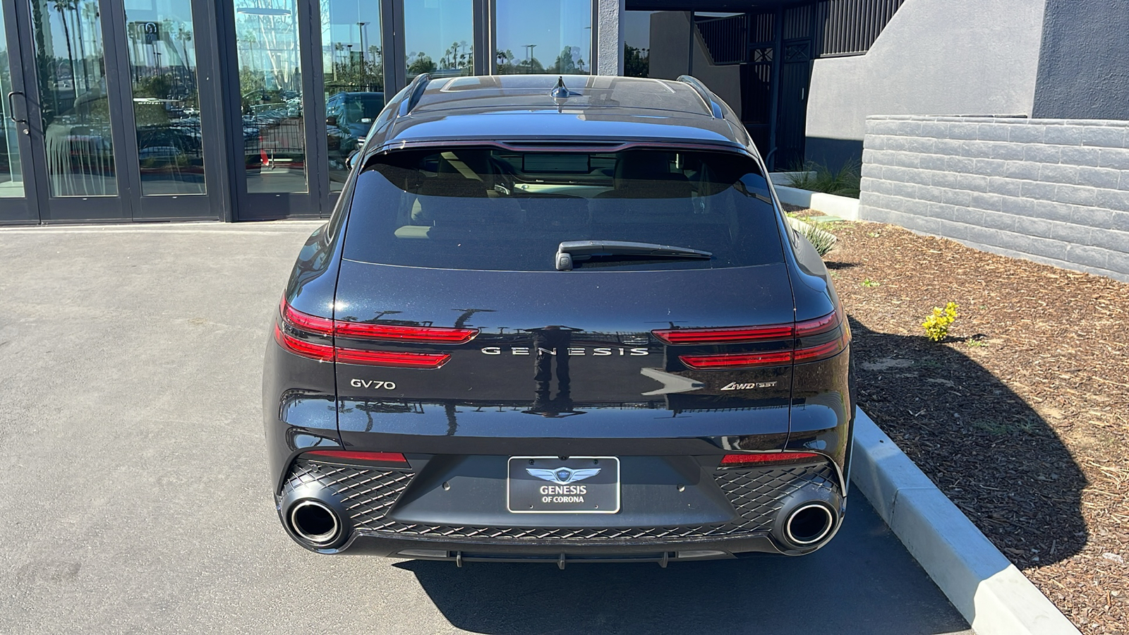 2025 Genesis GV70 3.5T AWD Sport 8