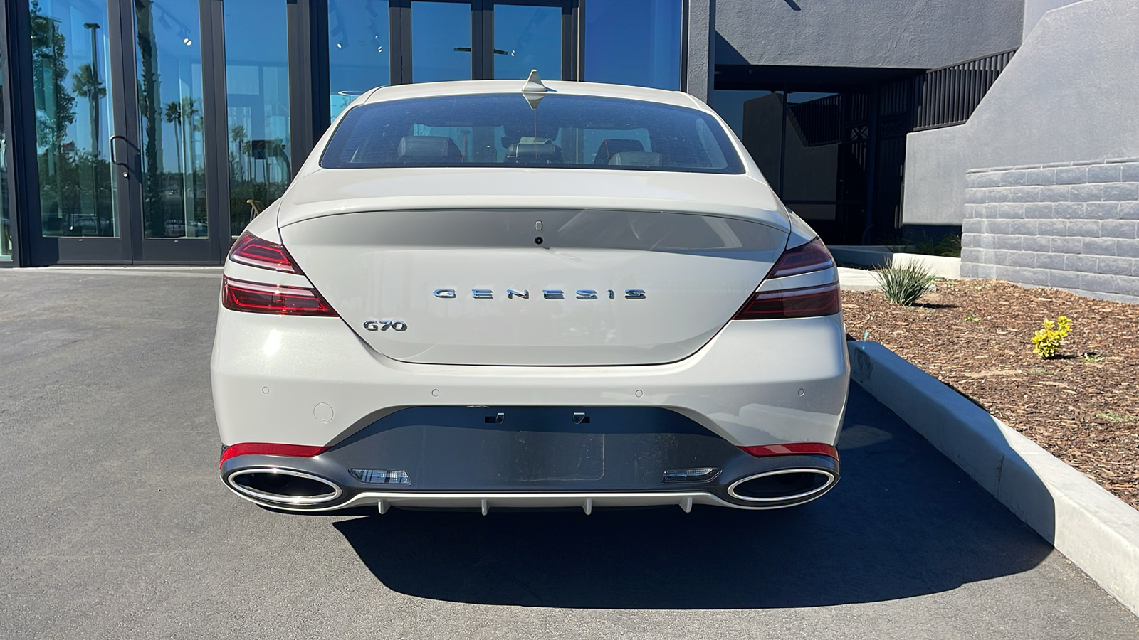 2025 Genesis G70 2.5T RWD 9