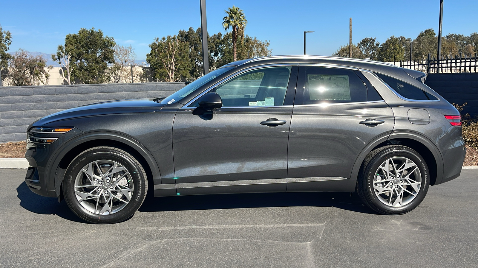 2025 Genesis GV70 2.5T AWD 12