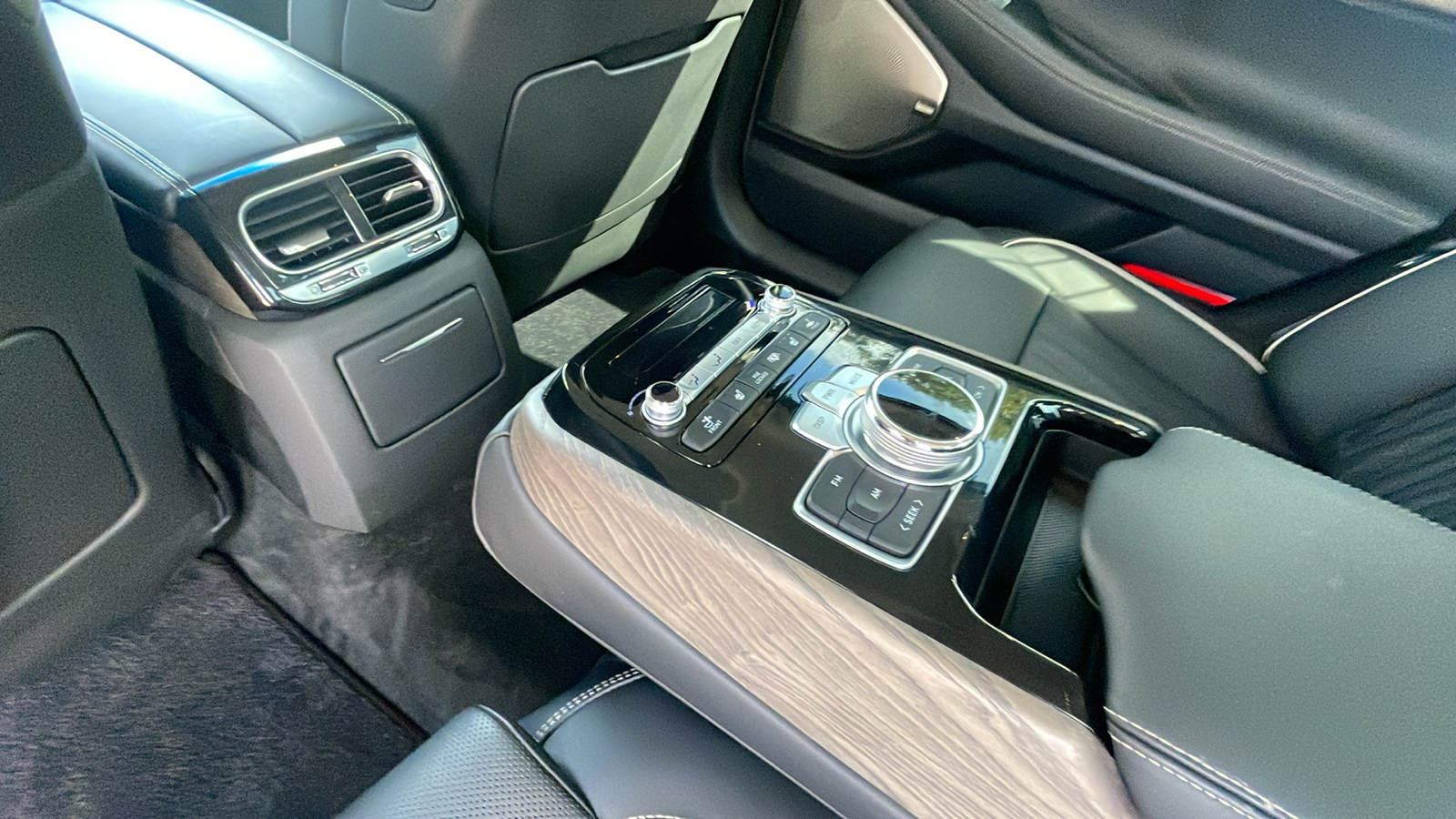 2021 Genesis G90 3.3T Premium 18