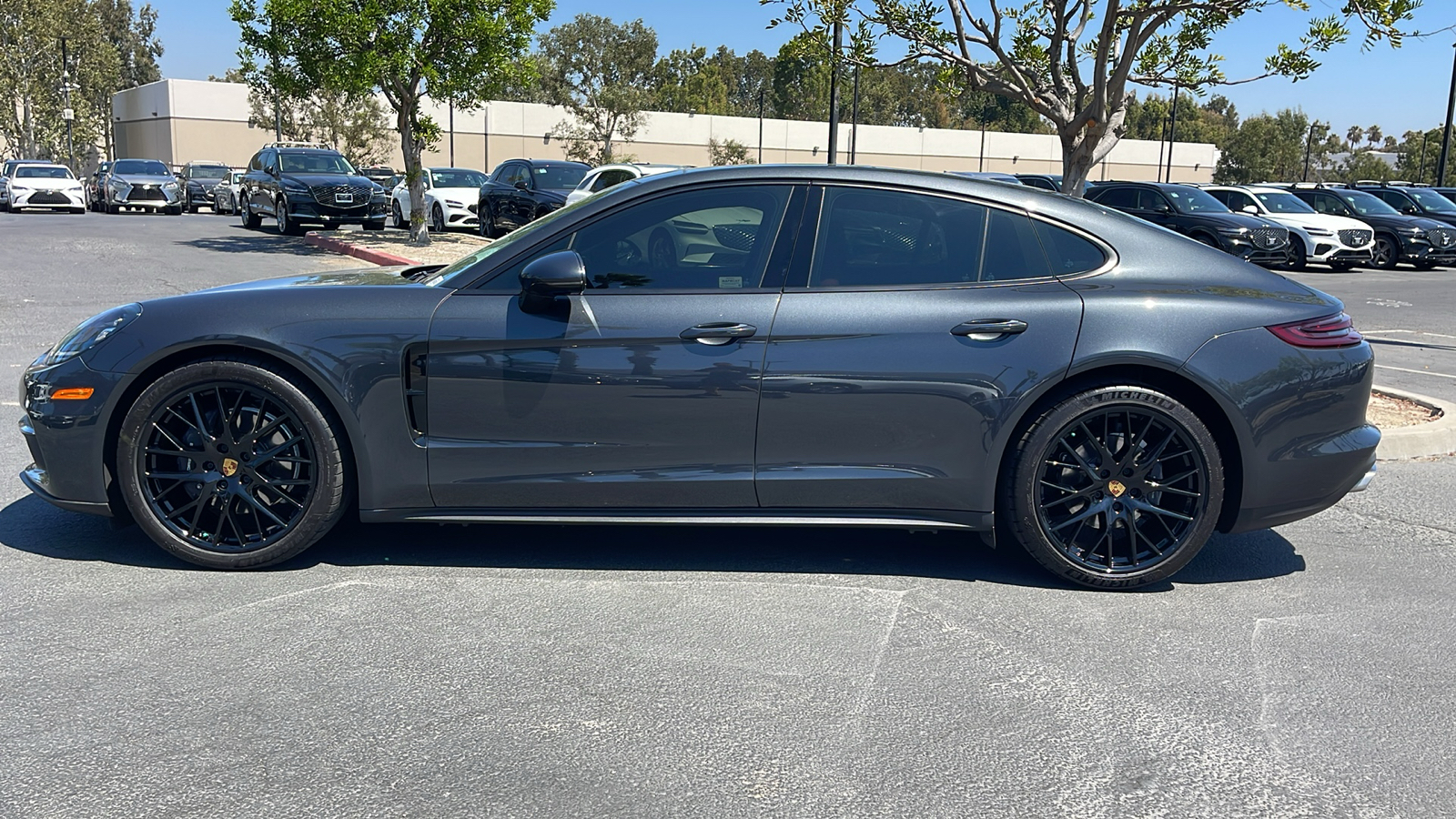 2020 Porsche Panamera AWD 4 4dr Sedan 12