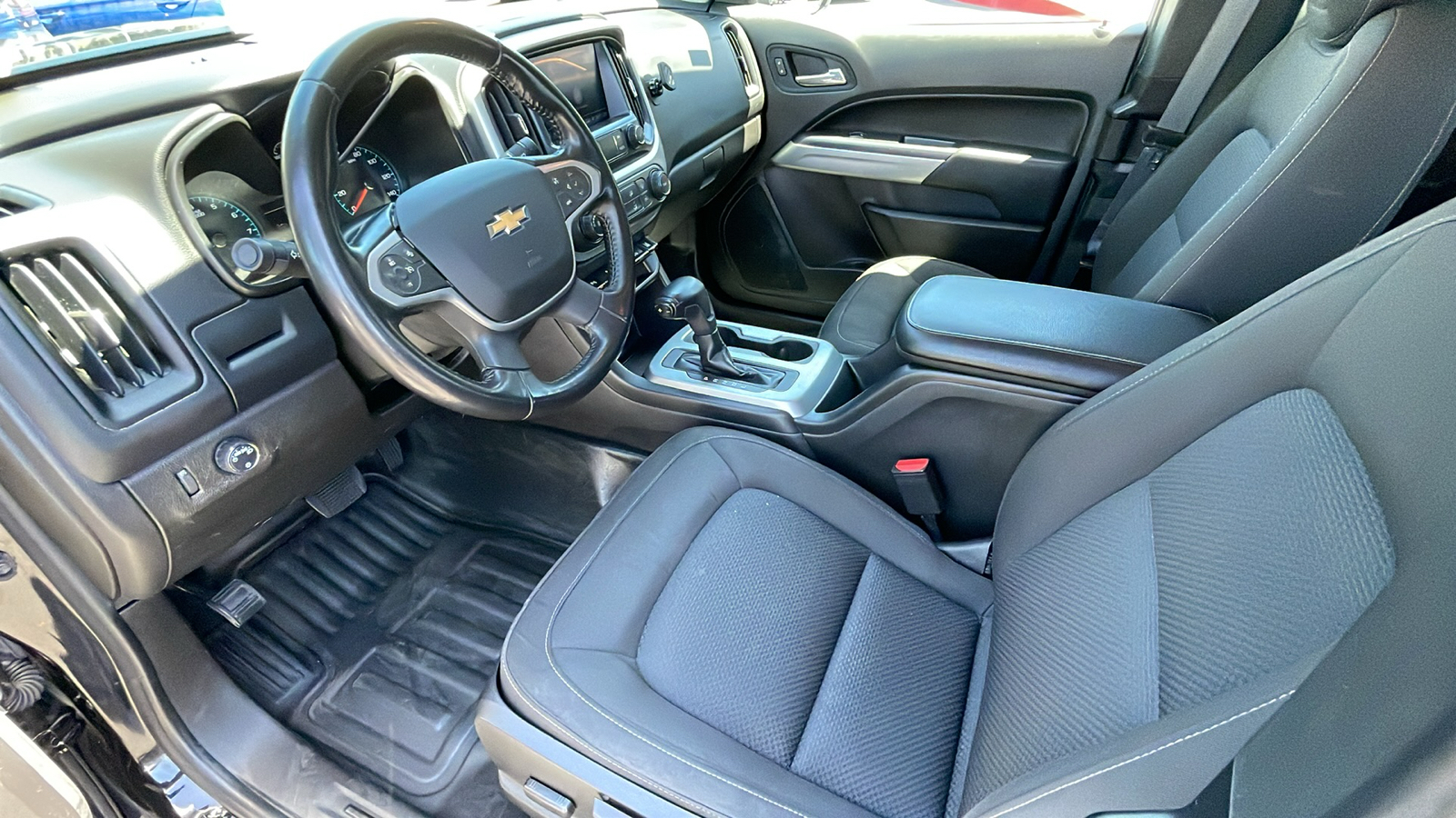 2021 Chevrolet Colorado LT 15