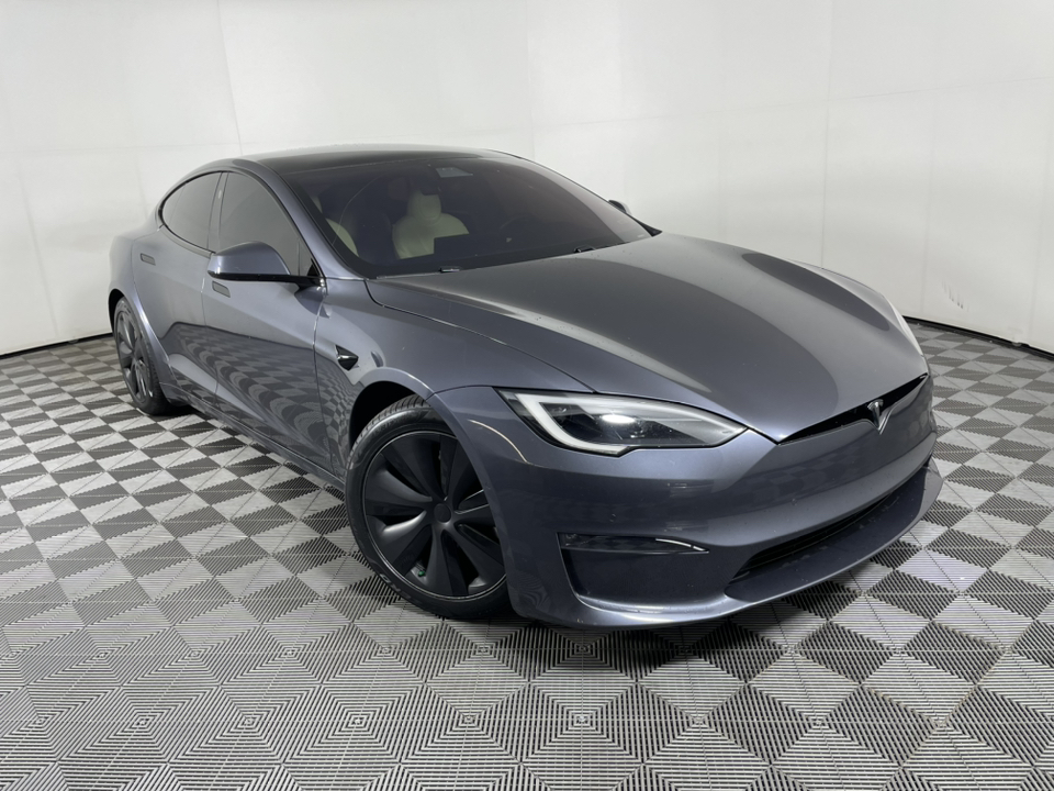 2022 Tesla Model S Plaid 1