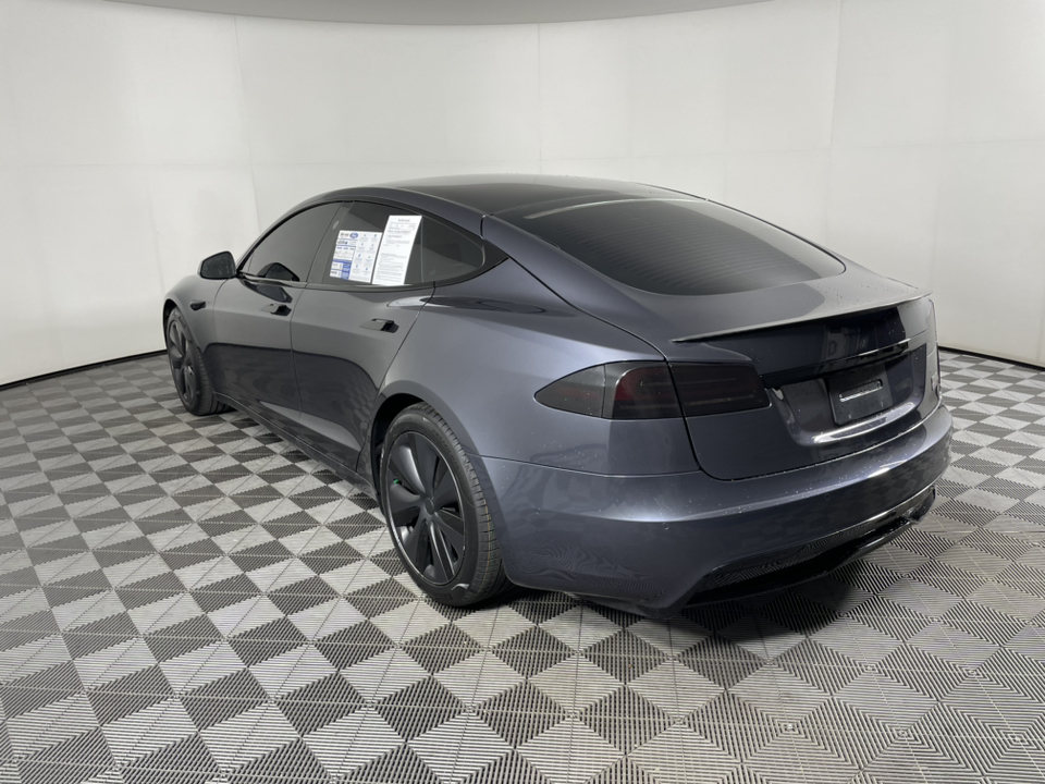 2022 Tesla Model S Plaid 5