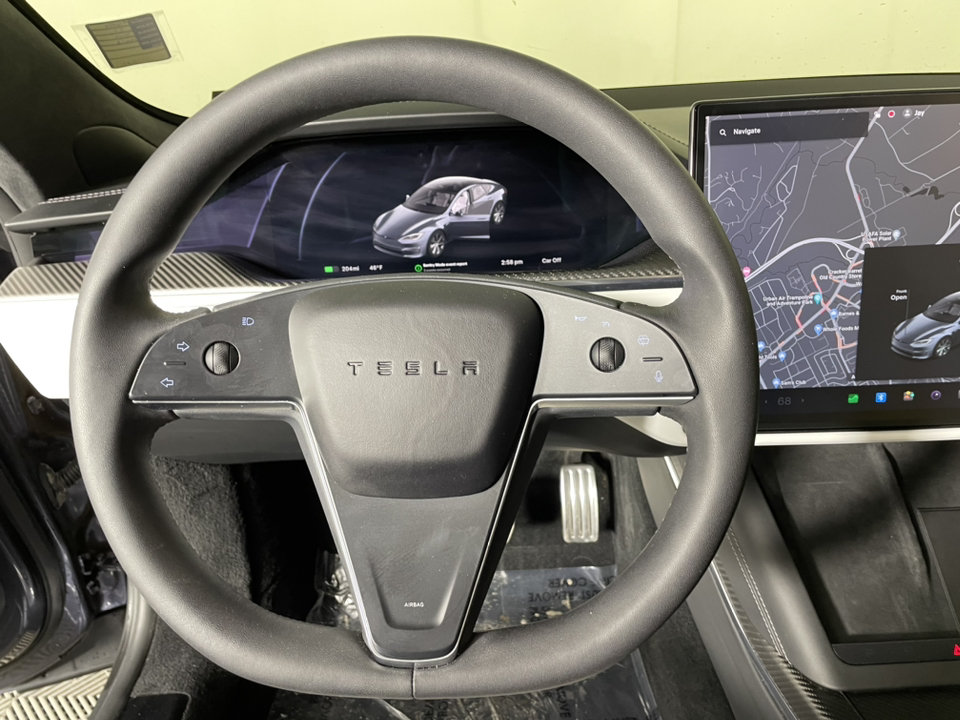 2022 Tesla Model S Plaid 13