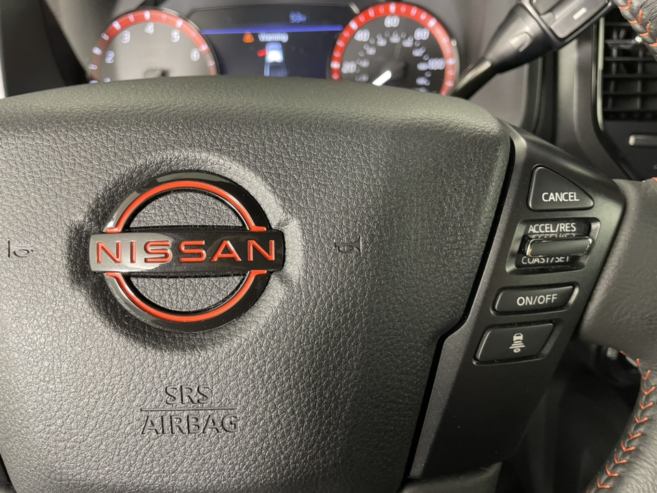 2023 Nissan Titan PRO-4X 23