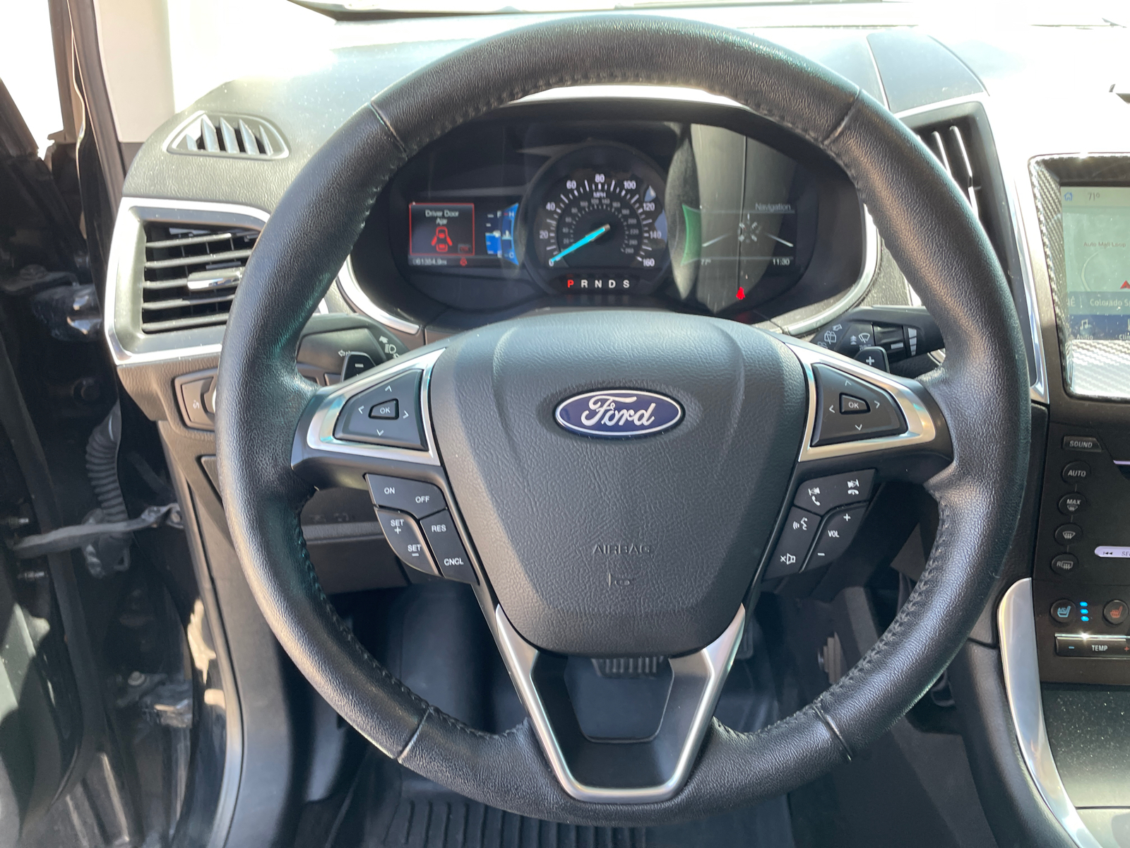 2018 Ford Edge Titanium 16