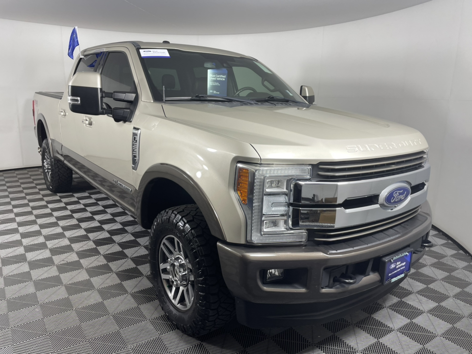 2017 Ford Super Duty F-350 SRW King Ranch 1